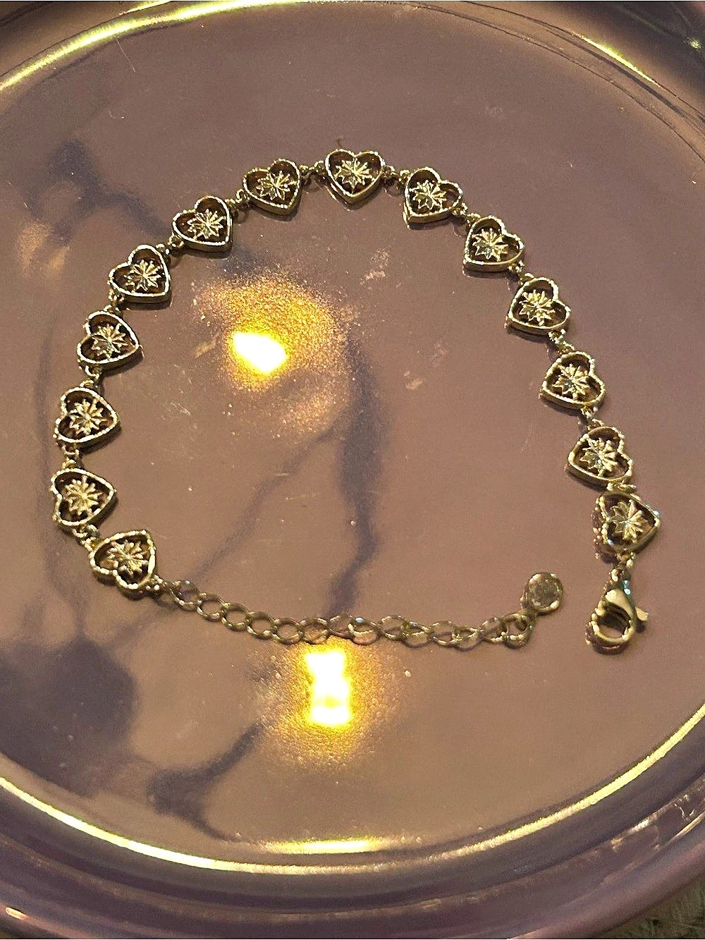 Heart Link Bracelet in Gold NWOT